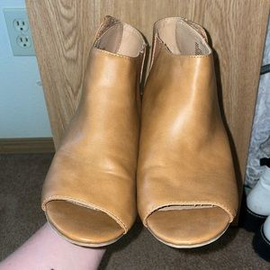 Camel Open Toe Shoes